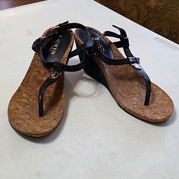 Lauren Ralph Lauren women's "Reeta" black thong wedge sandals size 8 - Picture 1 of 13